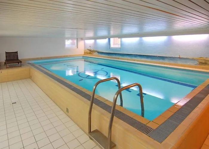 Luv &amp Lee, Whg 10